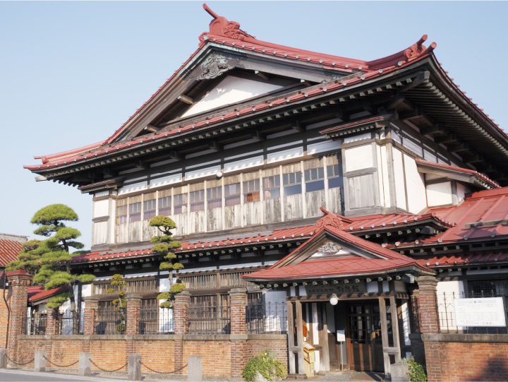 太宰治記念館「斜陽館」